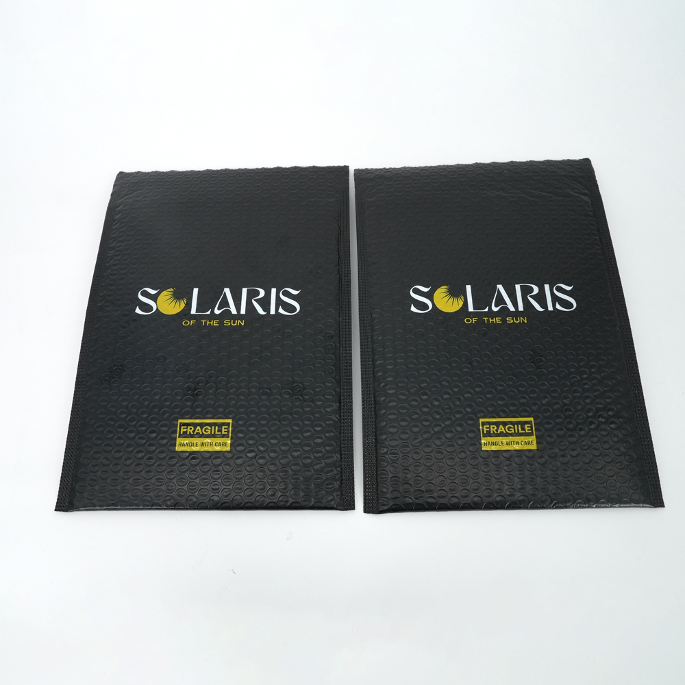 black printed bubble mailer pair