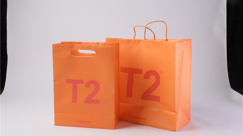 Printed paper packaging with a visible surface finish